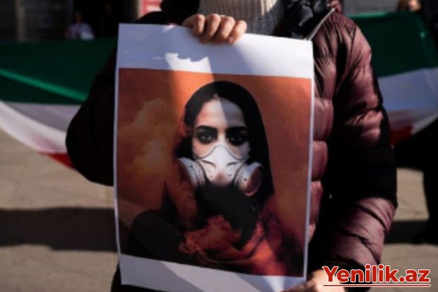 İranda müəllimlər kütləvi etiraz aksiyalarına çağırış ediblər