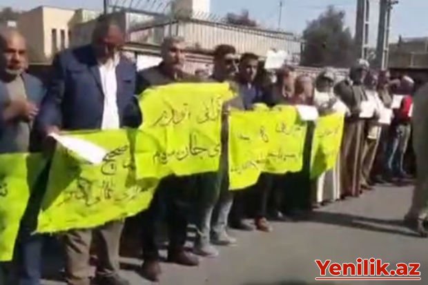 İranda pensiyaçılar etiraza qalxdılar