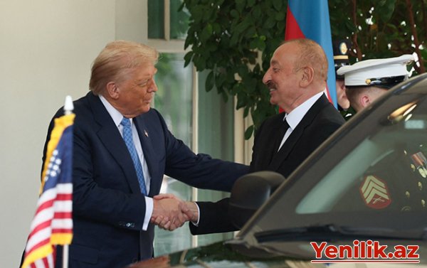 Donald Tramp Ağ Evdə İlham Əliyevi qarşıladı - Video+Fotolar