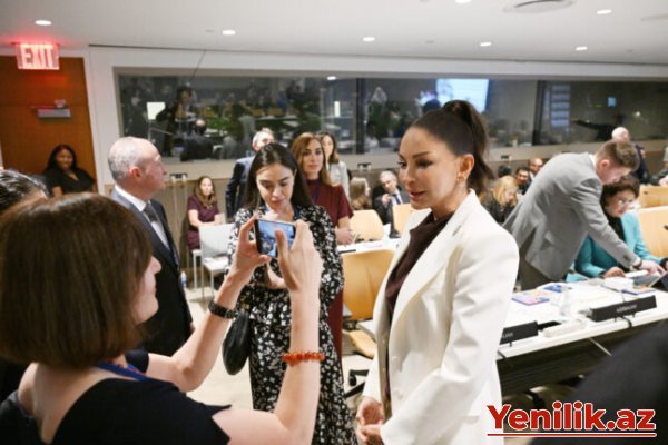 Mehriban Əliyeva qızları ilə Nyu-Yorkda xüsusi sessiyada – Fotolar