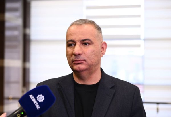 Nizami Kino Mərkəzinin divarlarına qraffiti çəkilməsi yolverilməzdir və mənfi qiymətləndirilməlidir VİDEO