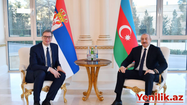 Aleksandar Vuçiç İlham Əliyevə zəng etdi