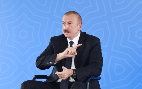 “Bizə pis məsləhət vermək istəyənlərə qulaq asmadıq” - Prezident