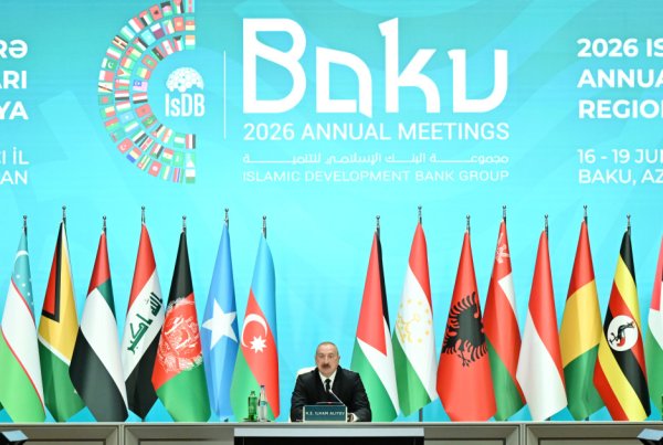 Qlobal diplomatizmin yeni paytaxtı: COP29 və WUF13-dən İslam İnkişaf Bankının 51-ci İllik Toplantılarına uzanan uğur yolu