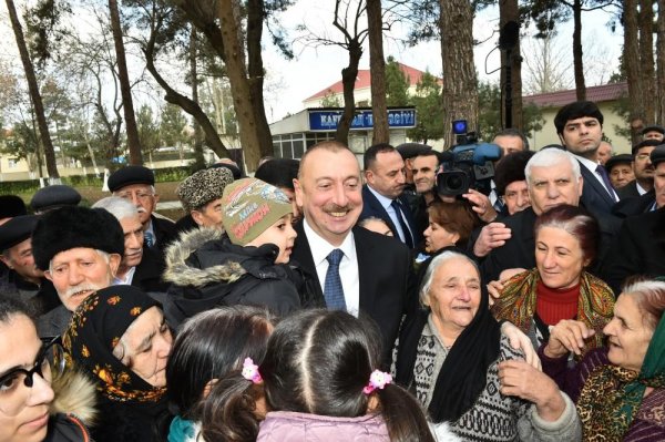Liderlik fenomeni və sosial legitimlik: İlham Əliyevin siyasi strategiyasının analitik konturları