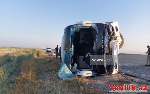 Hacıqabulda sərnişin avtobusu aşdı - 30-dan çox yaralı var