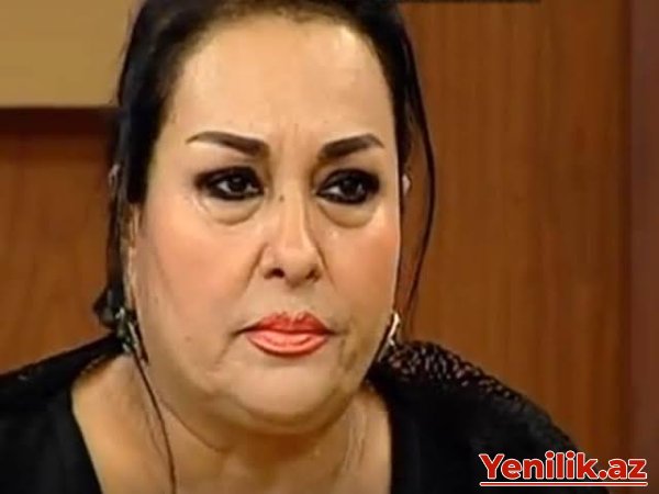 Əməkdar artist Həcc ziyarətində yaşadıqlarını danışıb kövrəldi - VİDEO